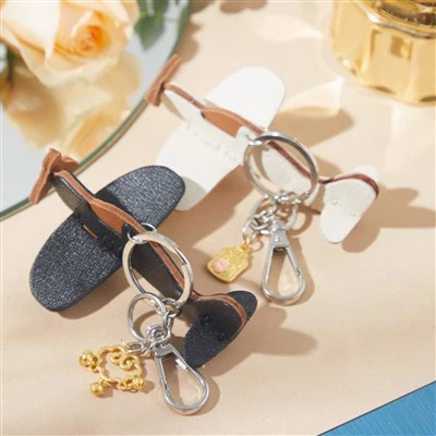 DIY -vliegtuig sleutelhanger